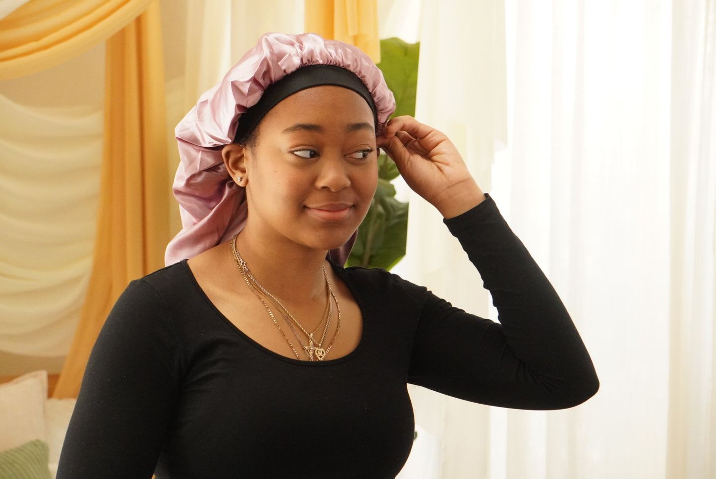 XL Satin Bonnet – Oversized, Adjustable, and Protective for Long or Voluminous Hair