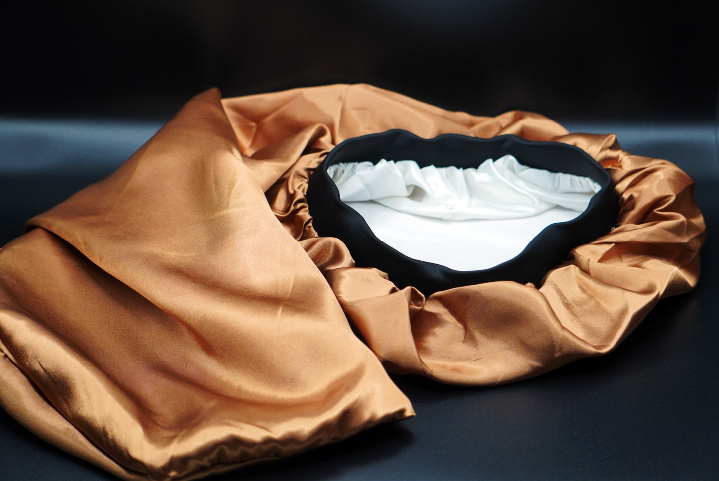XL Satin Bonnet – Oversized, Adjustable, and Protective for Long or Voluminous Hair
